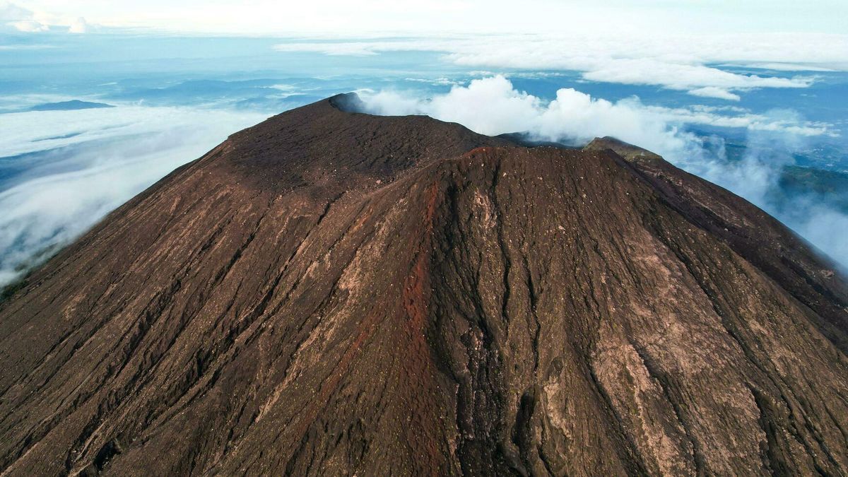 Pemandangan Gunung Slamet
